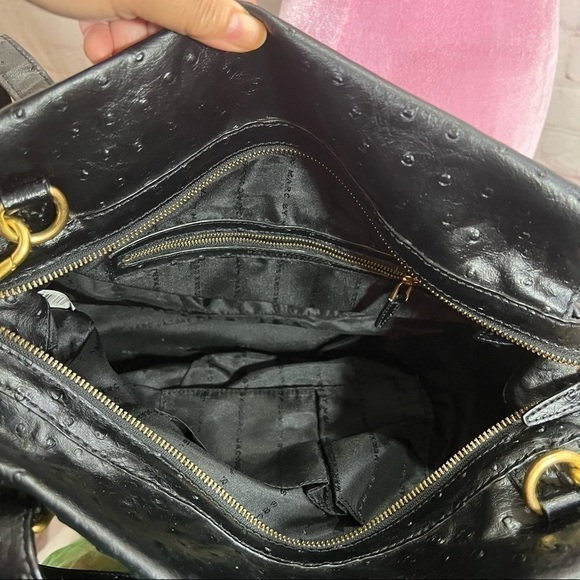 MARC By MARC JACOBS Ostrich Ozzie Aurora Satchel Tote Black EUC - Picture 12 of 13